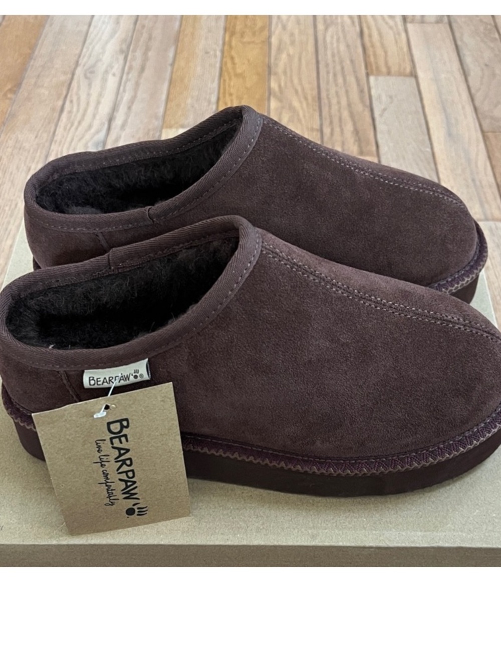 Bearpaw women’s brown slippers